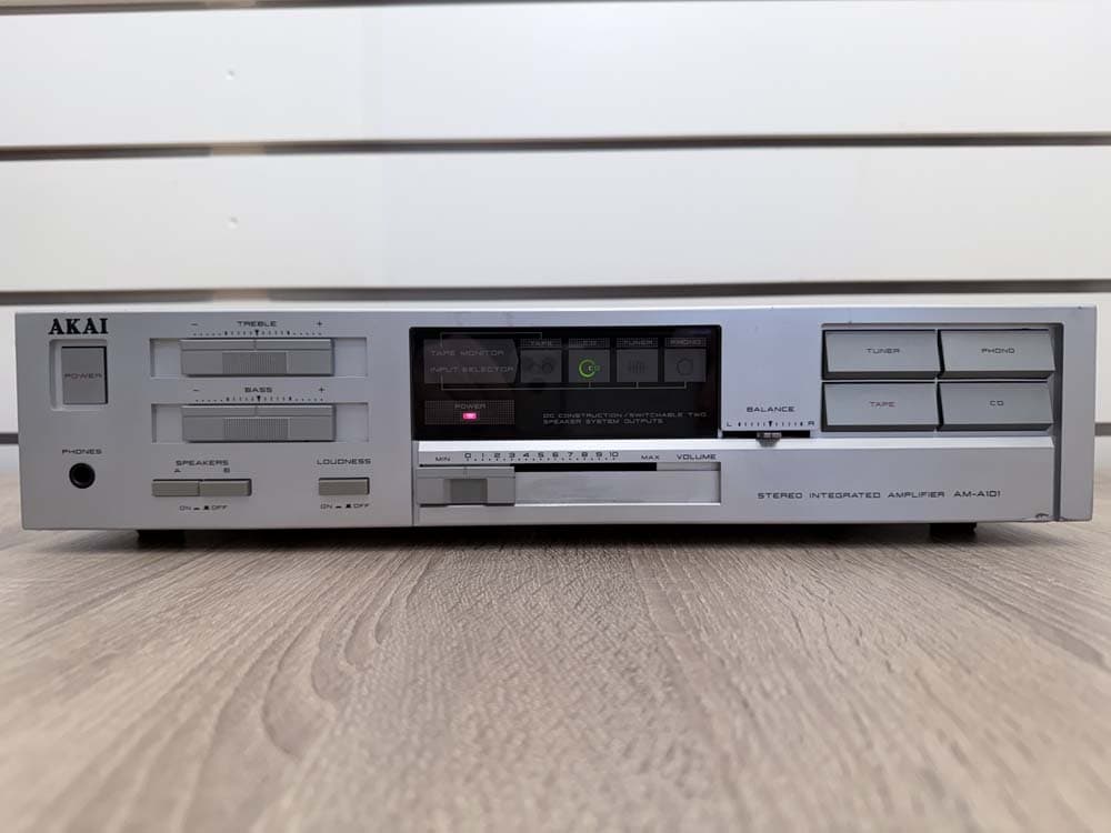 IMG_8614 akai am-a101