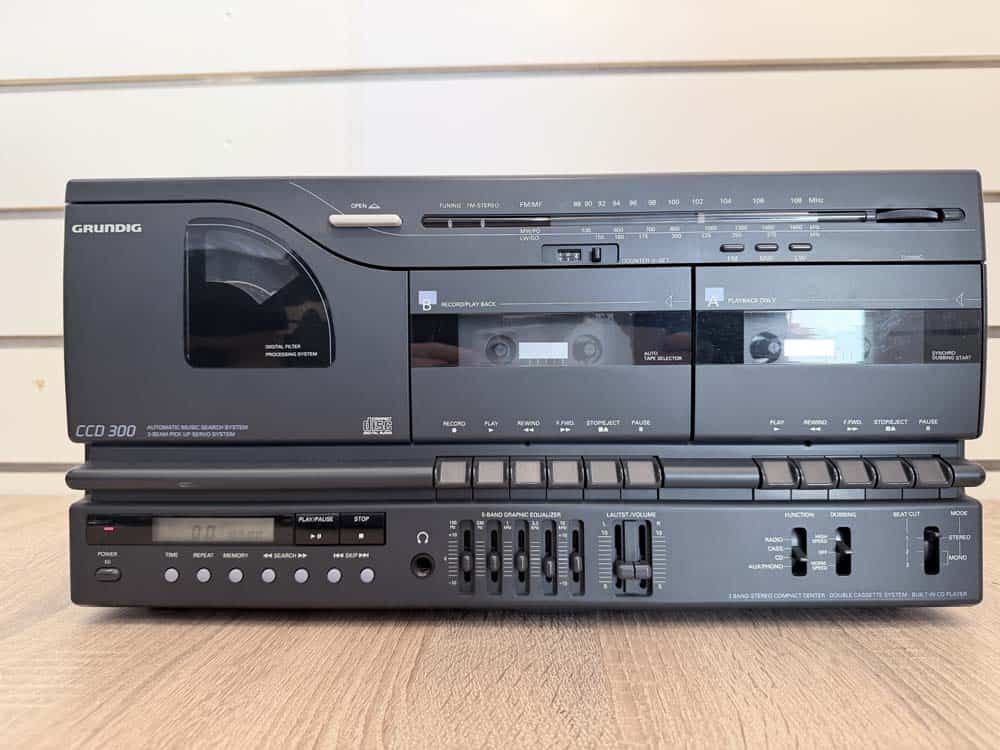 Grundig CCD300