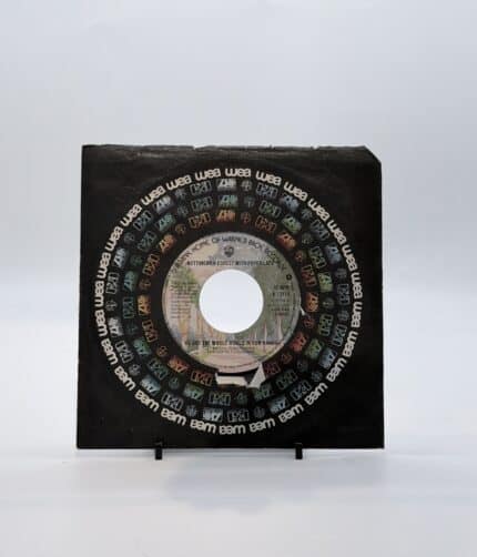 Nottingham Forest, Paper Lace - We Got The Whole World In Our Hands (7" Single)